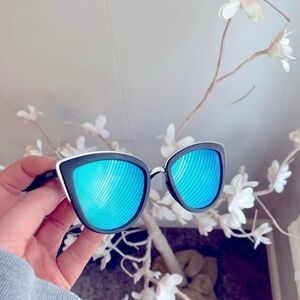 Quay Australia My Girl Blue Cat Eye Sunglasses Lens Cat 3 55mm